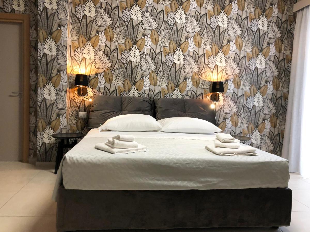 Dante 3 Guesthouse By Apulia Accommodation バーリ エクステリア 写真